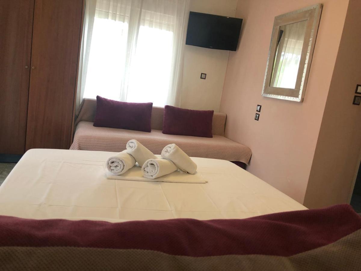 Plaisir Rooms Makriammos 外观 照片