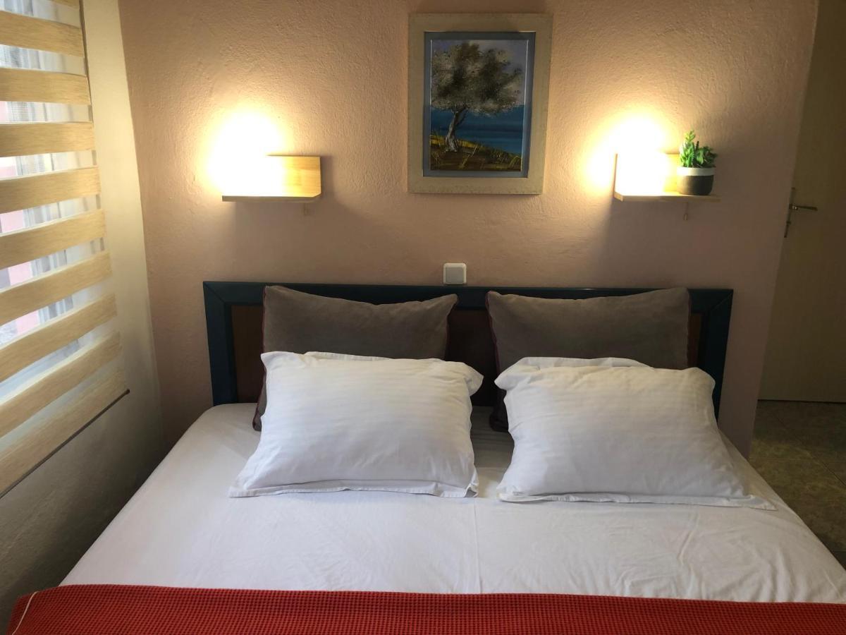 Plaisir Rooms Makriammos 外观 照片