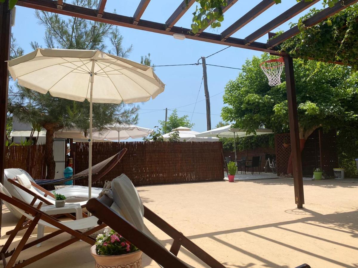 Plaisir Rooms Makriammos 外观 照片